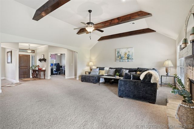 16835 S 11th West Avenue, Glenpool, OK 74033