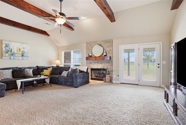 16835 S 11th West Avenue, Glenpool, OK 74033