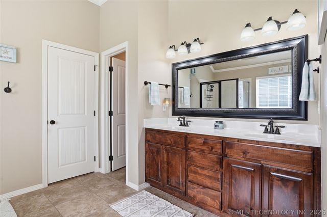 16835 S 11th West Avenue, Glenpool, OK 74033