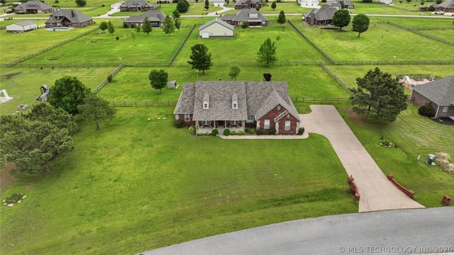 16835 S 11th West Avenue, Glenpool, OK 74033