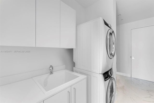 15701 Collins Ave 4701, Sunny Isles Beach, FL 33160