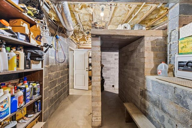 1117 College Heights Drive, Johnson City, TN 37604