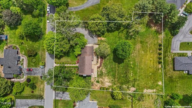1117 College Heights Drive, Johnson City, TN 37604
