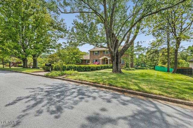1117 College Heights Drive, Johnson City, TN 37604
