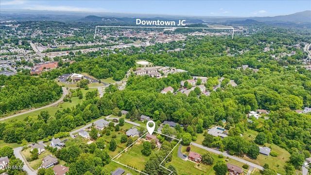 1117 College Heights Drive, Johnson City, TN 37604
