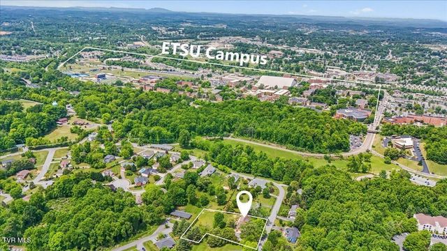 1117 College Heights Drive, Johnson City, TN 37604