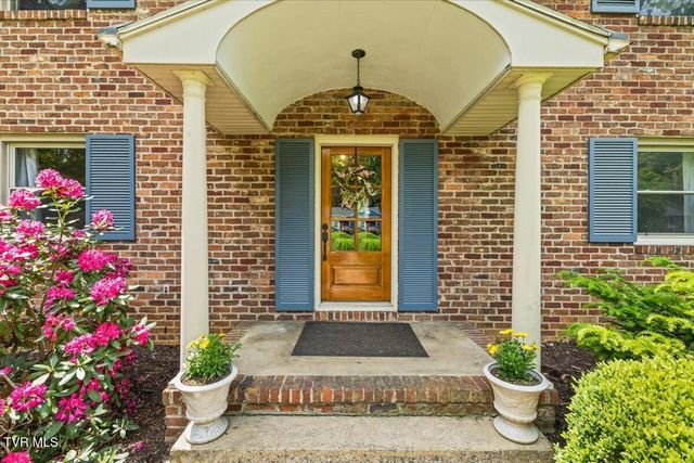 1117 College Heights Drive, Johnson City, TN 37604
