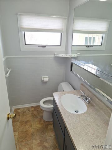 54 Steele Circle, Niagara, NY 14304