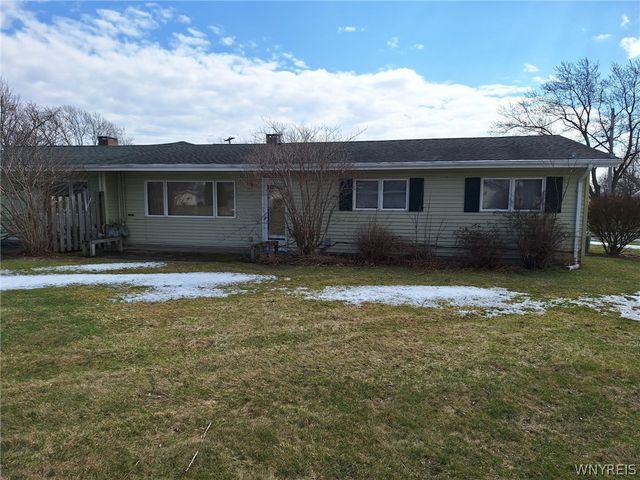 54 Steele Circle, Niagara, NY 14304