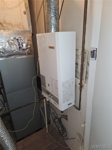 54 Steele Circle, Niagara, NY 14304