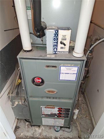 54 Steele Circle, Niagara, NY 14304