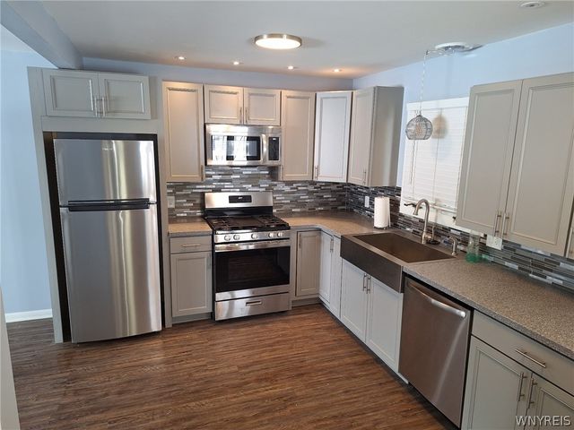 54 Steele Circle, Niagara, NY 14304