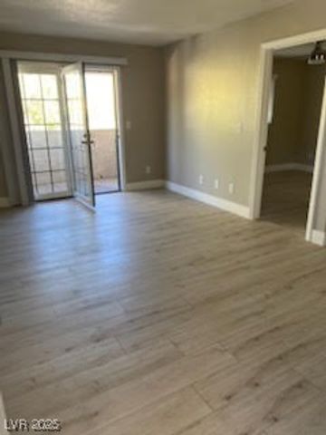 101 Luna Way 213, Las Vegas, NV 89145