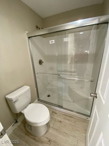 101 Luna Way 213, Las Vegas, NV 89145