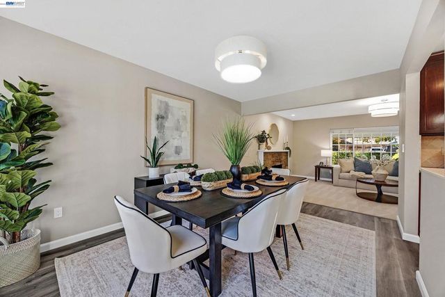 719 Via Del Sol, Livermore, CA 94550