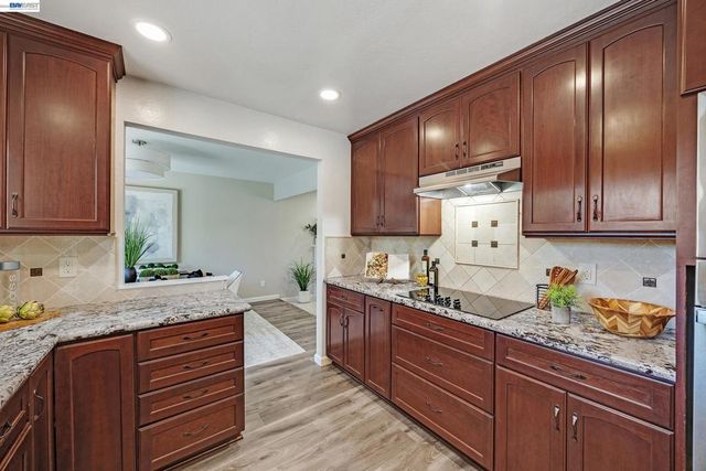 719 Via Del Sol, Livermore, CA 94550