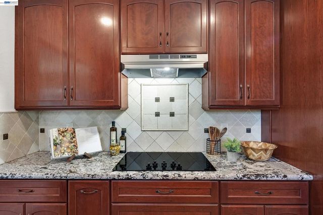 719 Via Del Sol, Livermore, CA 94550