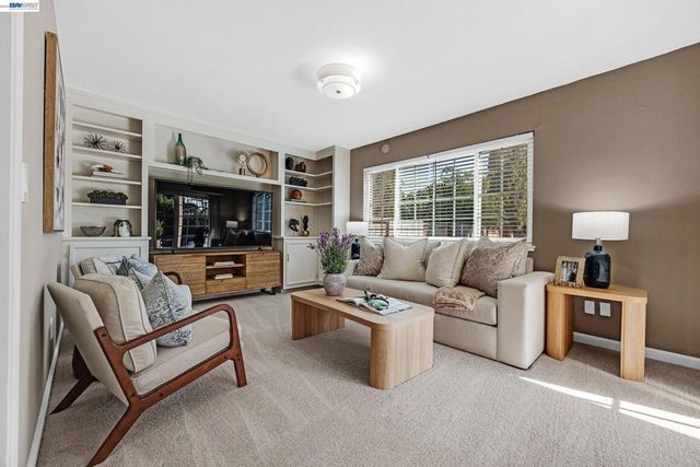 719 Via Del Sol, Livermore, CA 94550