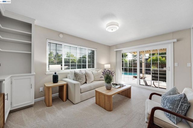 719 Via Del Sol, Livermore, CA 94550