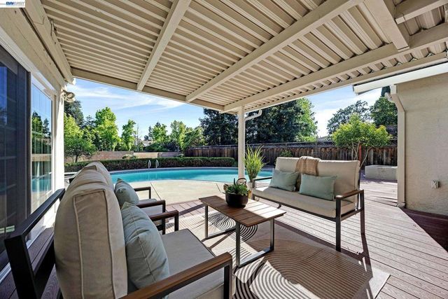 719 Via Del Sol, Livermore, CA 94550