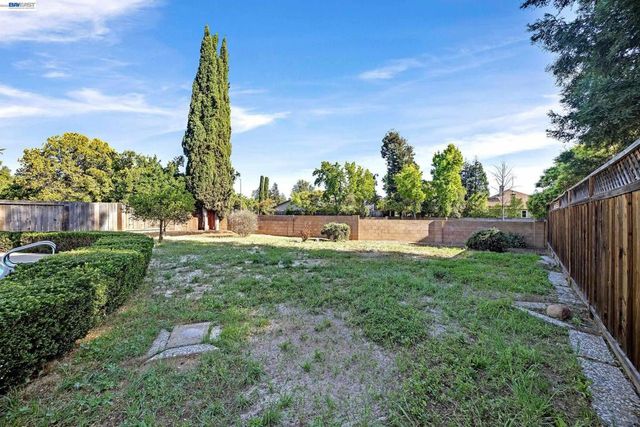 719 Via Del Sol, Livermore, CA 94550