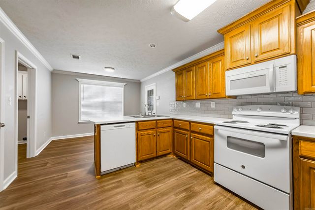 6033 Flight Court, Jacksonville, AR 72076