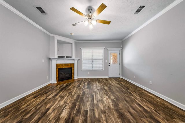 6033 Flight Court, Jacksonville, AR 72076