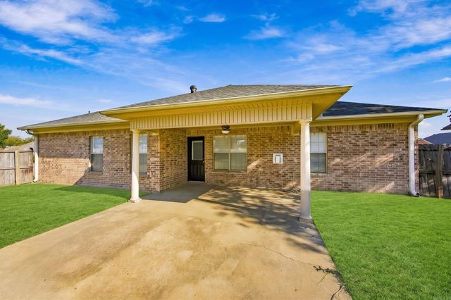 6033 Flight Court, Jacksonville, AR 72076