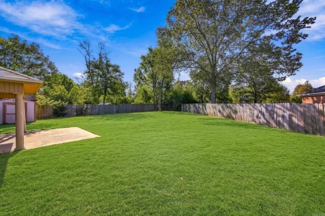 6033 Flight Court, Jacksonville, AR 72076