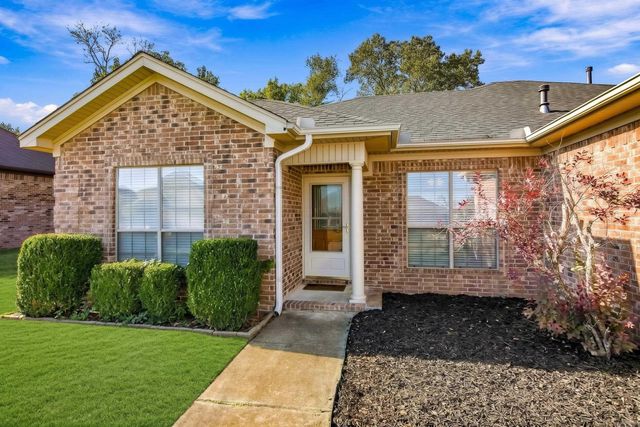 6033 Flight Court, Jacksonville, AR 72076