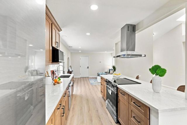 1385 Kelly Park Circle, Morgan Hill, CA 95037
