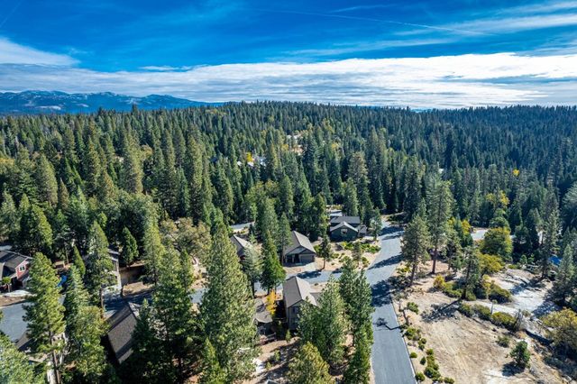 39553 Sunrock Lane # 27, Shaver Lake, CA 93664