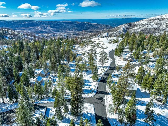 39553 Sunrock Lane # 27, Shaver Lake, CA 93664