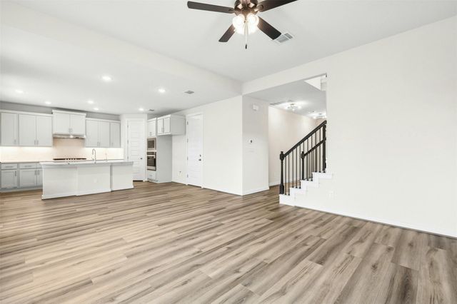 4313 Contrail LN, Round Rock, TX 78665