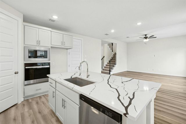 4313 Contrail LN, Round Rock, TX 78665