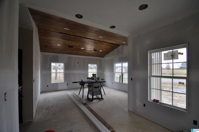 730 COUNTY ROAD 1526, Cullman, AL 35058