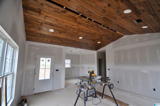 730 COUNTY ROAD 1526, Cullman, AL 35058