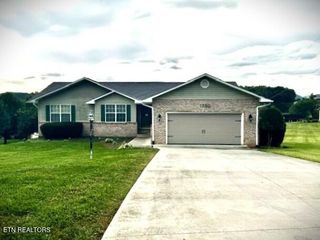 1350 Snappwood Drive, Sevierville, TN 37862
