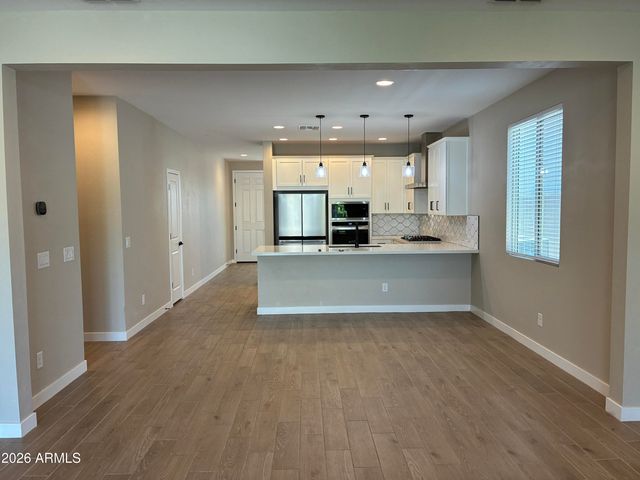 17296 W VALENTINE Street, Surprise, AZ 85388