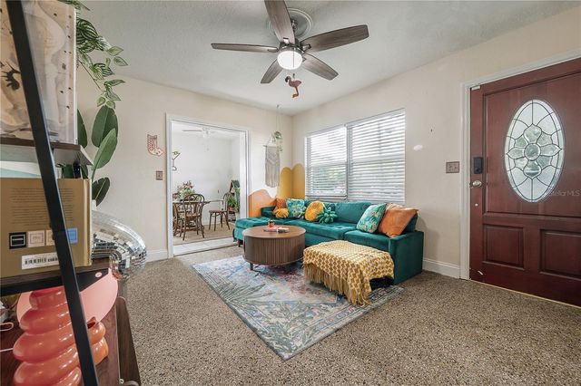 2119 W HENRY AVENUE, Tampa, FL 33603