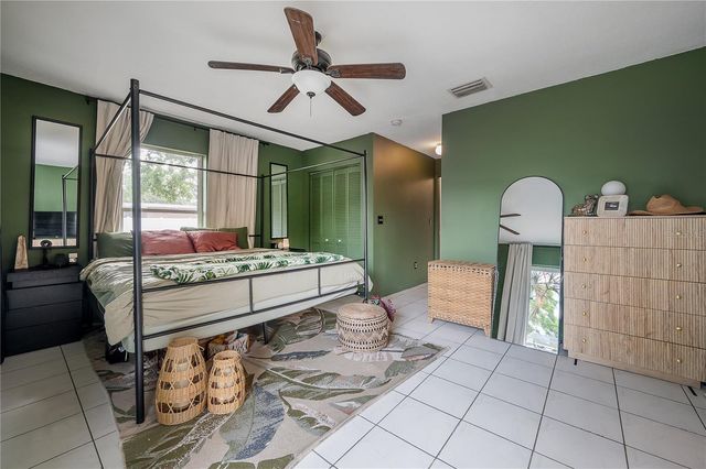 2119 W HENRY AVENUE, Tampa, FL 33603