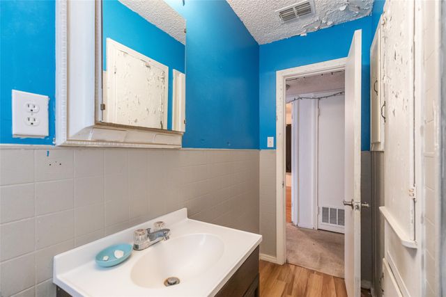 1304 Westover Drive, Anson, TX 79501