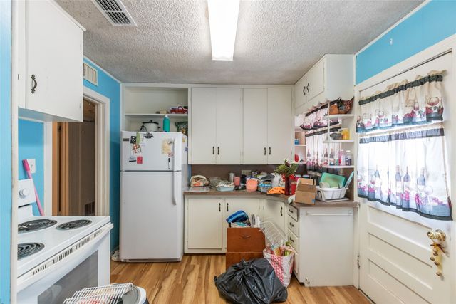 1304 Westover Drive, Anson, TX 79501