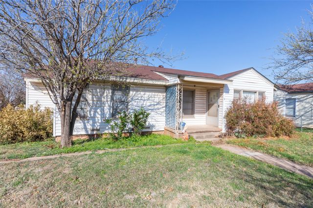 1304 Westover Drive, Anson, TX 79501