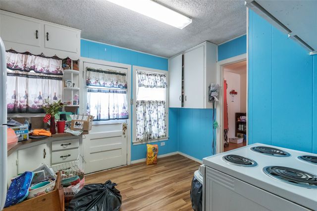 1304 Westover Drive, Anson, TX 79501