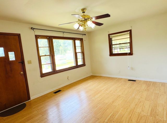103 Garden St, Estill Springs, TN 37330