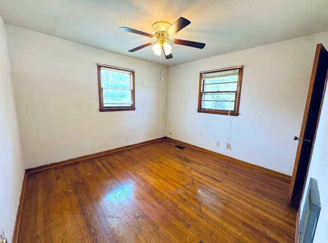 103 Garden St, Estill Springs, TN 37330