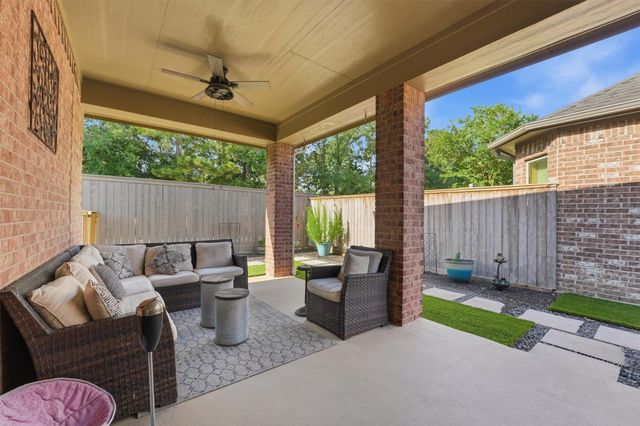 8519 Crescent Valley Lane, Humble, TX 77346