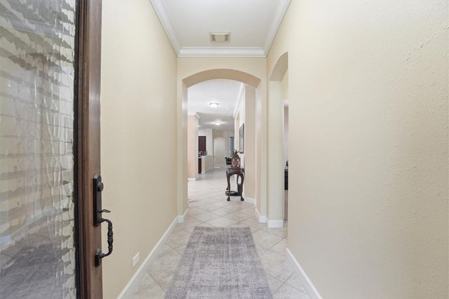 8519 Crescent Valley Lane, Humble, TX 77346