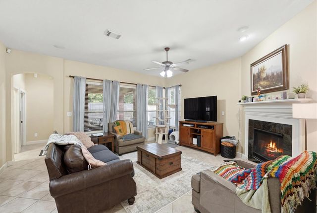 8519 Crescent Valley Lane, Humble, TX 77346